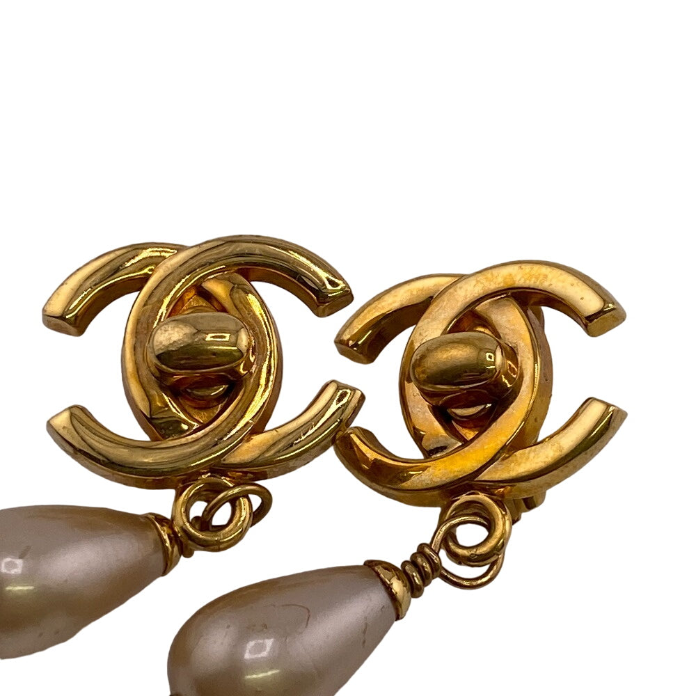 CHANEL Earring Gold Plated gold COCO Mark Fake Pearl Turn lock