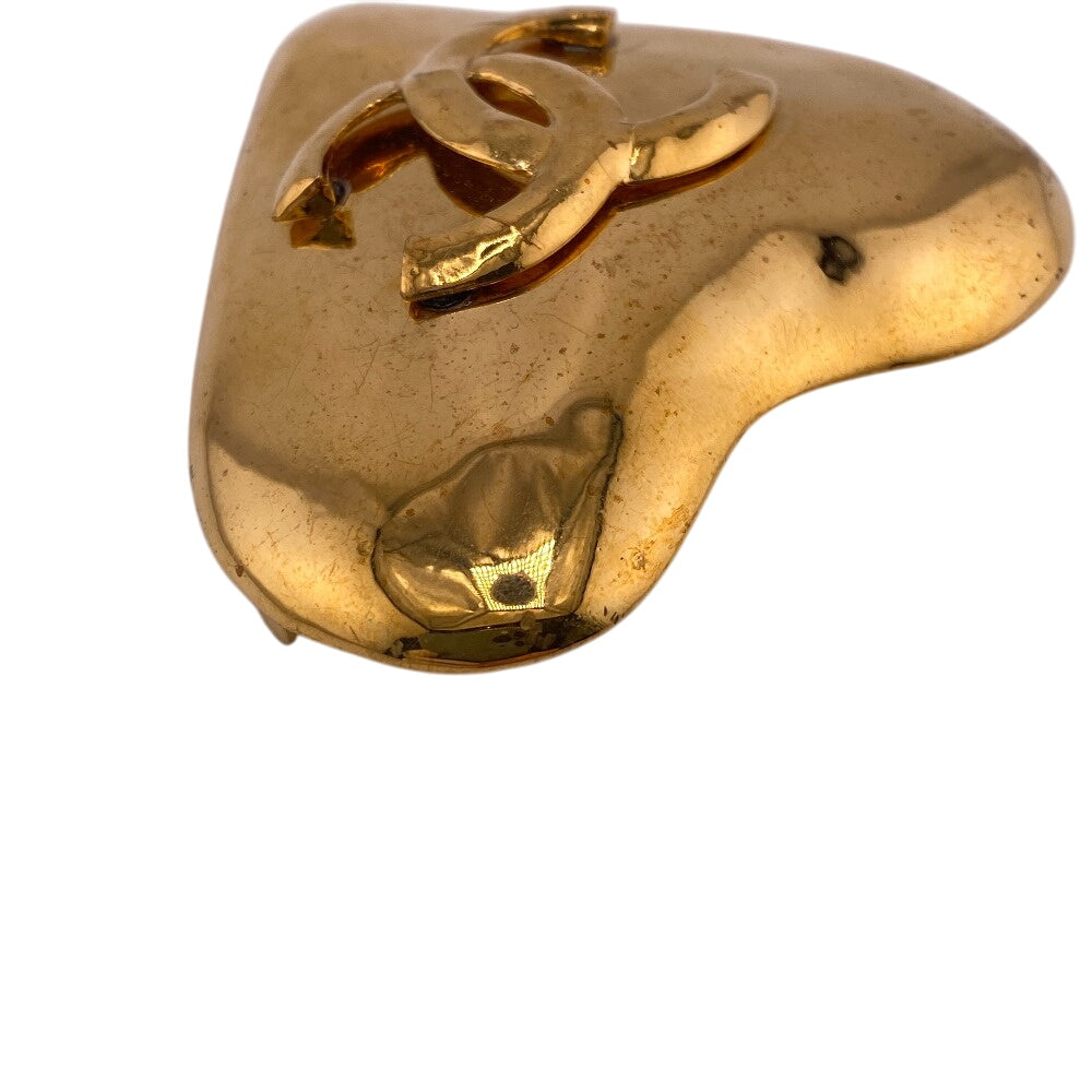 CHANEL Brooch Gold Plated gold 93P heart