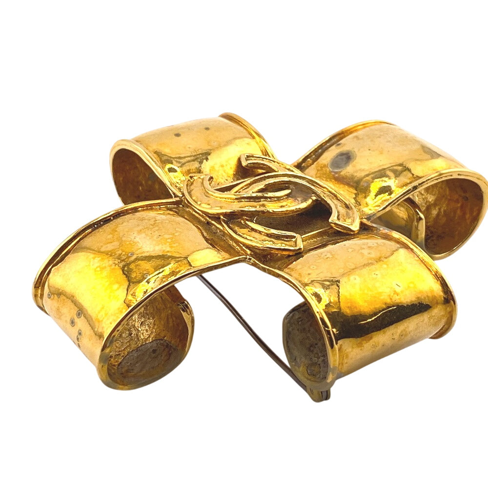 CHANEL Brooch 94 Gold Plated, Plastic gold COCO Mark cross