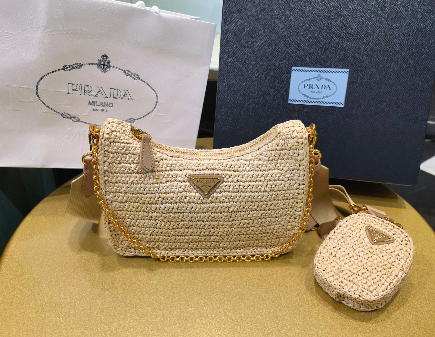 BOLSA Prada RE-EDITION 2005 RÁFIA