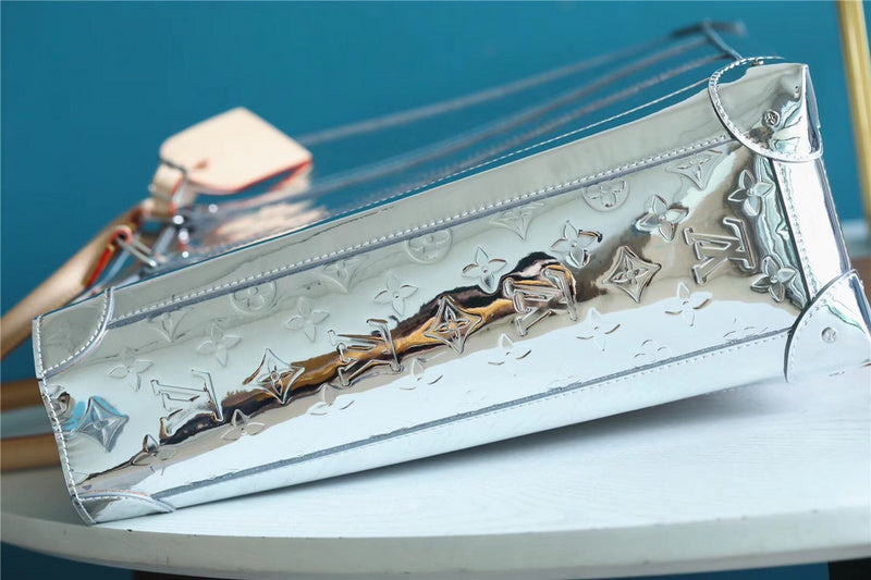 Franco Shops - Louis Vuittons - 9813