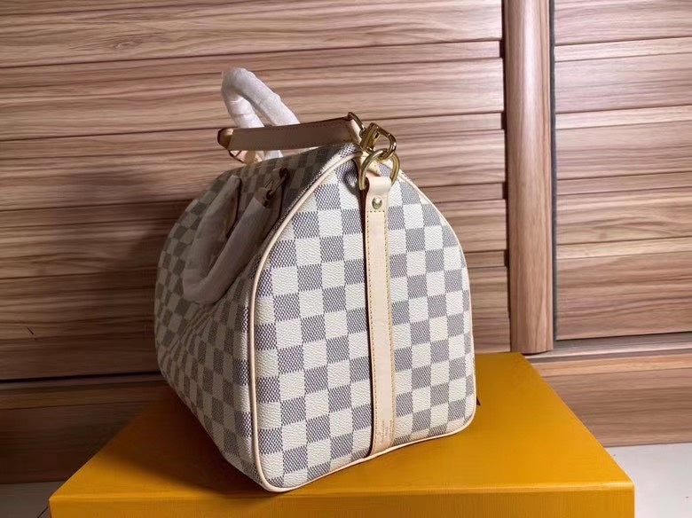 Franco Shops - Louis Vuittons - 9478
