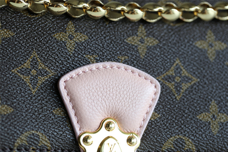 The Franco Shops - Louis Vuittons - 7839