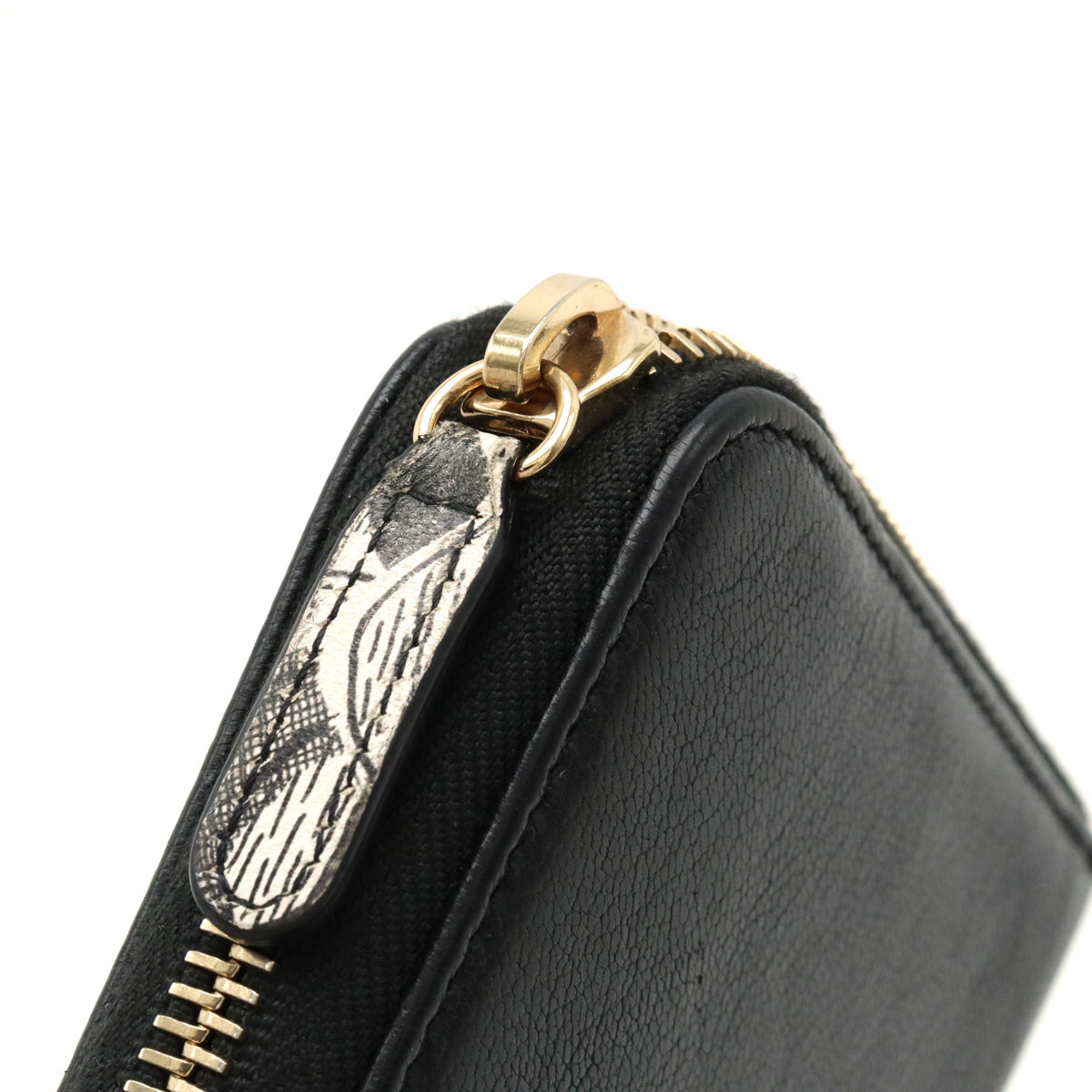 Chanel Lucky Flower Coco Mark Roundfather Long Wallet Leather Black Black Gold A81657