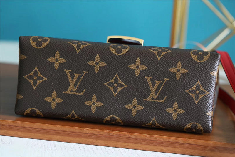 The Franco Shops - Louis Vuittons - 7806