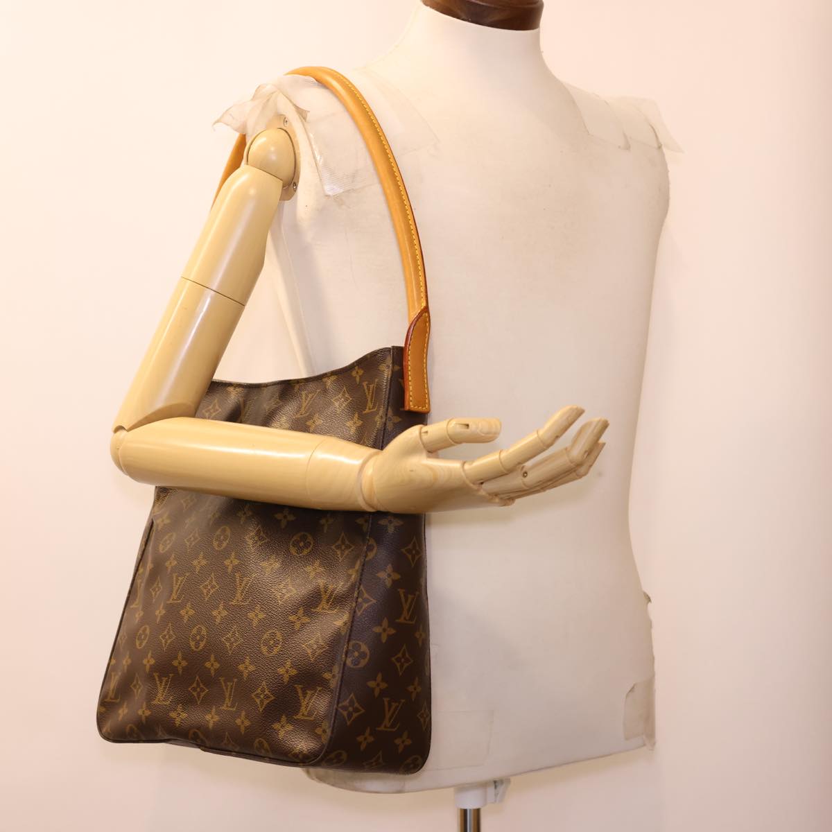 LOUIS VUITTON Monogram Looping GM Shoulder Bag M51145 LV am4175