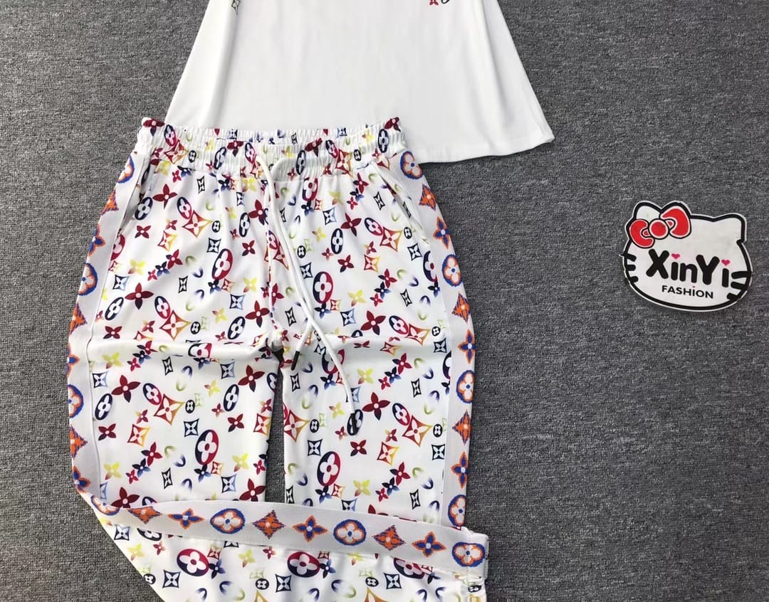 Louis Vuitton Jogger and Tshirts Set