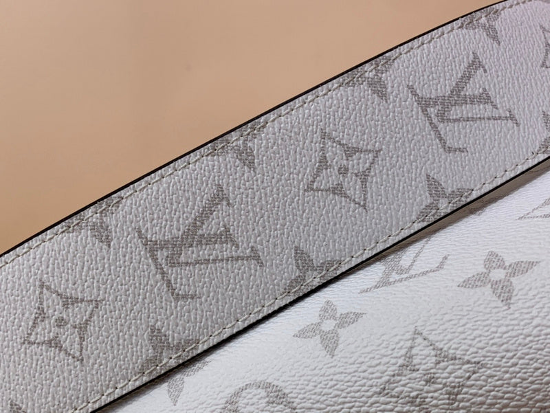 Franco Shops - Louis Vuittons - 15427
