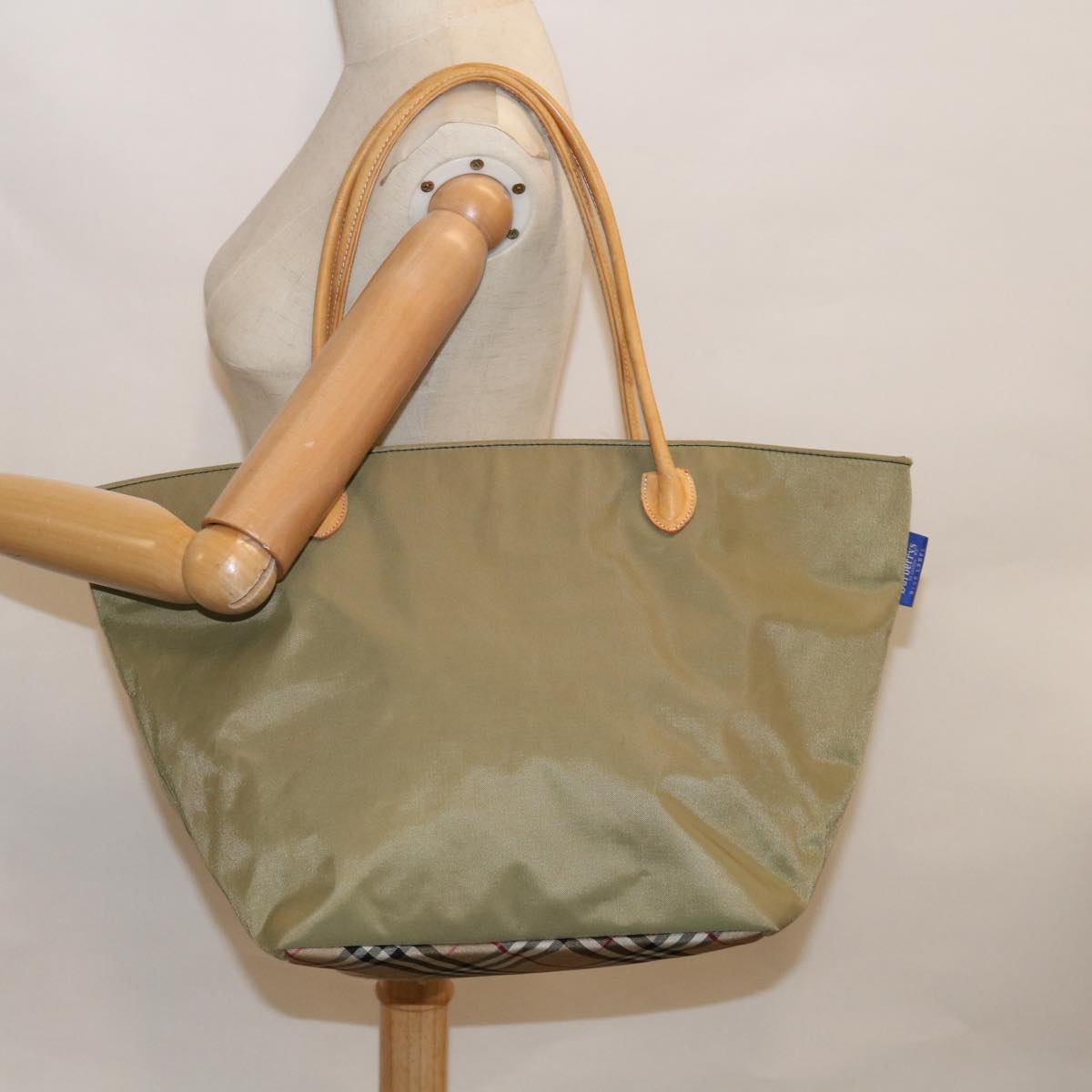 BurberrySs Blue Label Tote Bag Nylon Khaki Auth bs11303