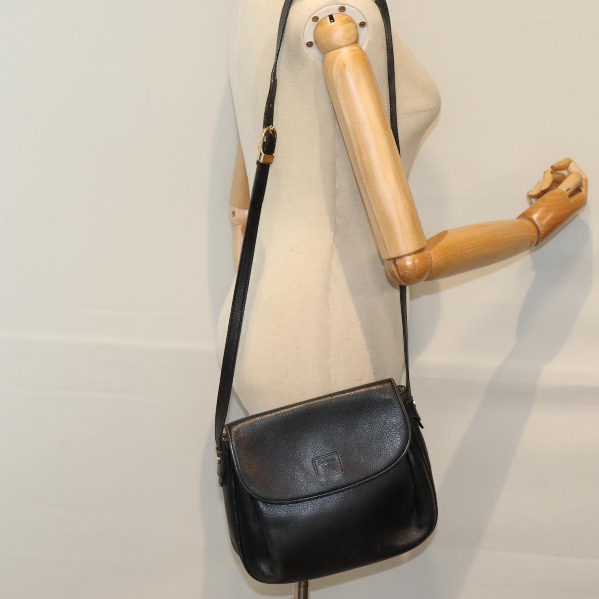 BURBERRYSs Shoulder Bag Leather Black Auth bs14276