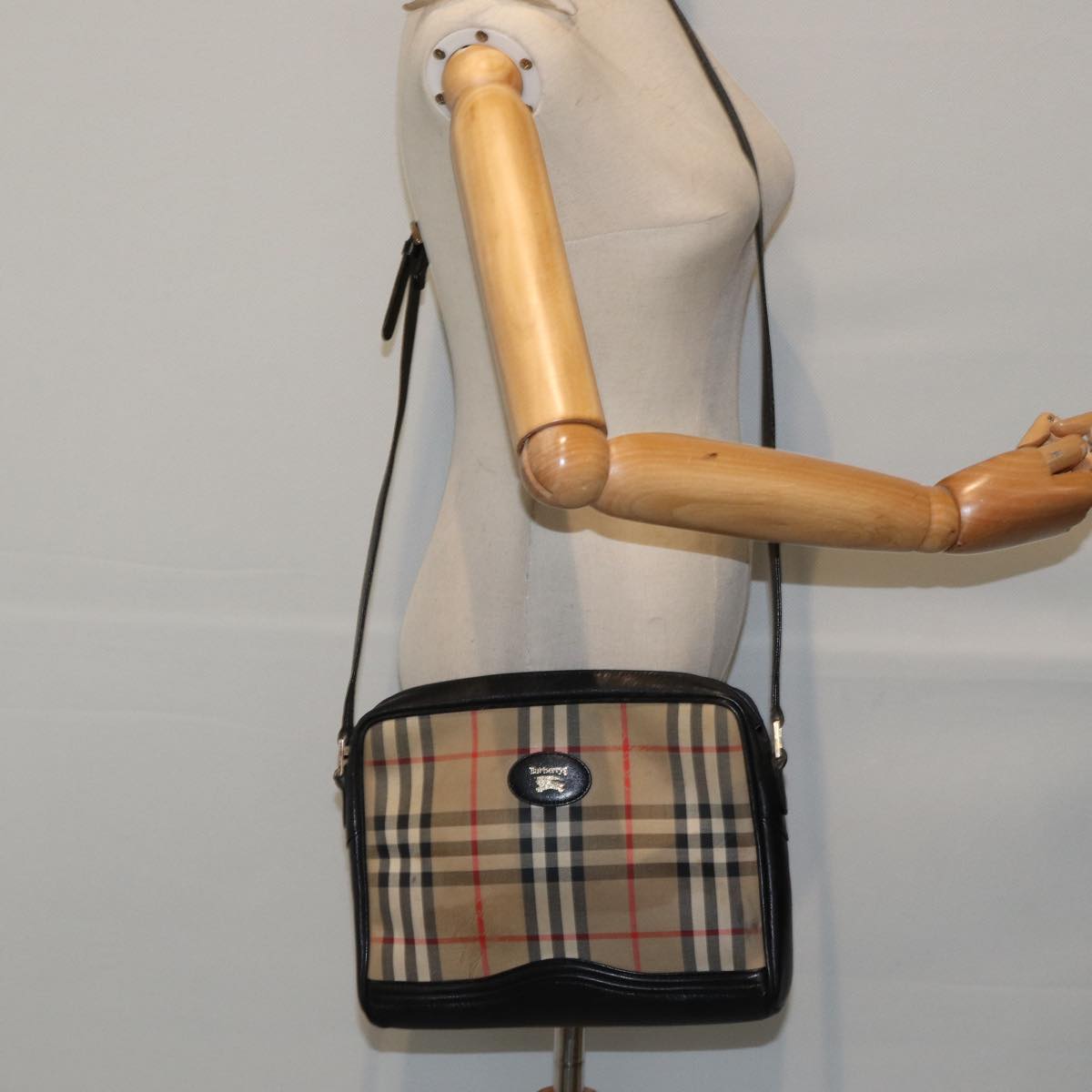 BURBERRYSs Nova Check Shoulder Bag Canvas Beige Gold Auth bs17696