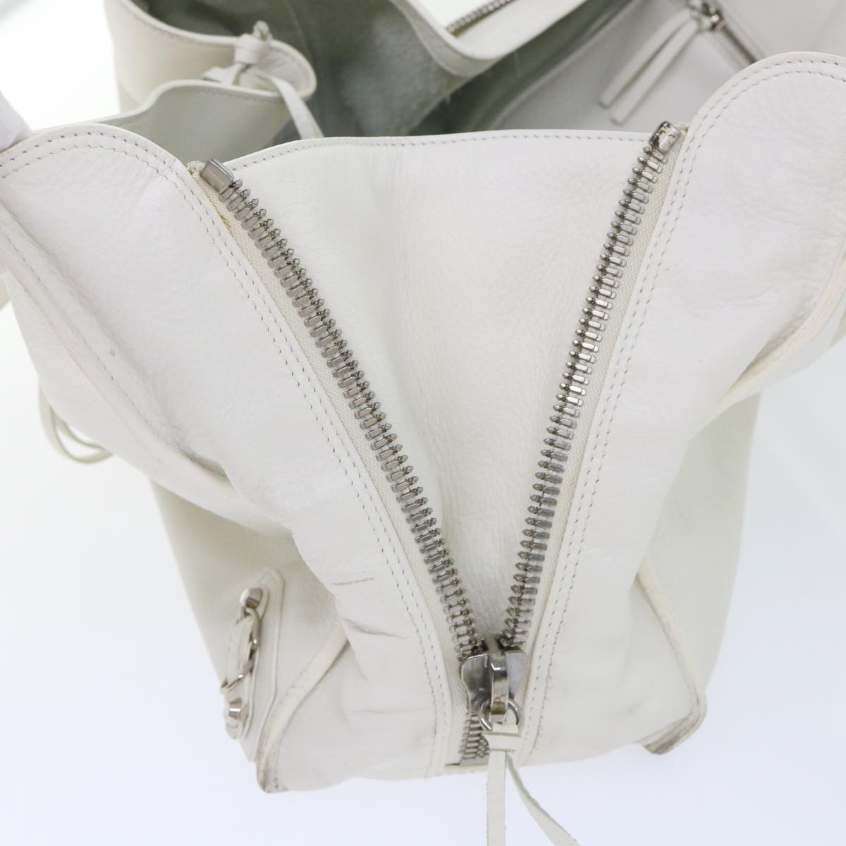 Balenciaga Paper Hand Bag Leather White 432596 Auth bs7729