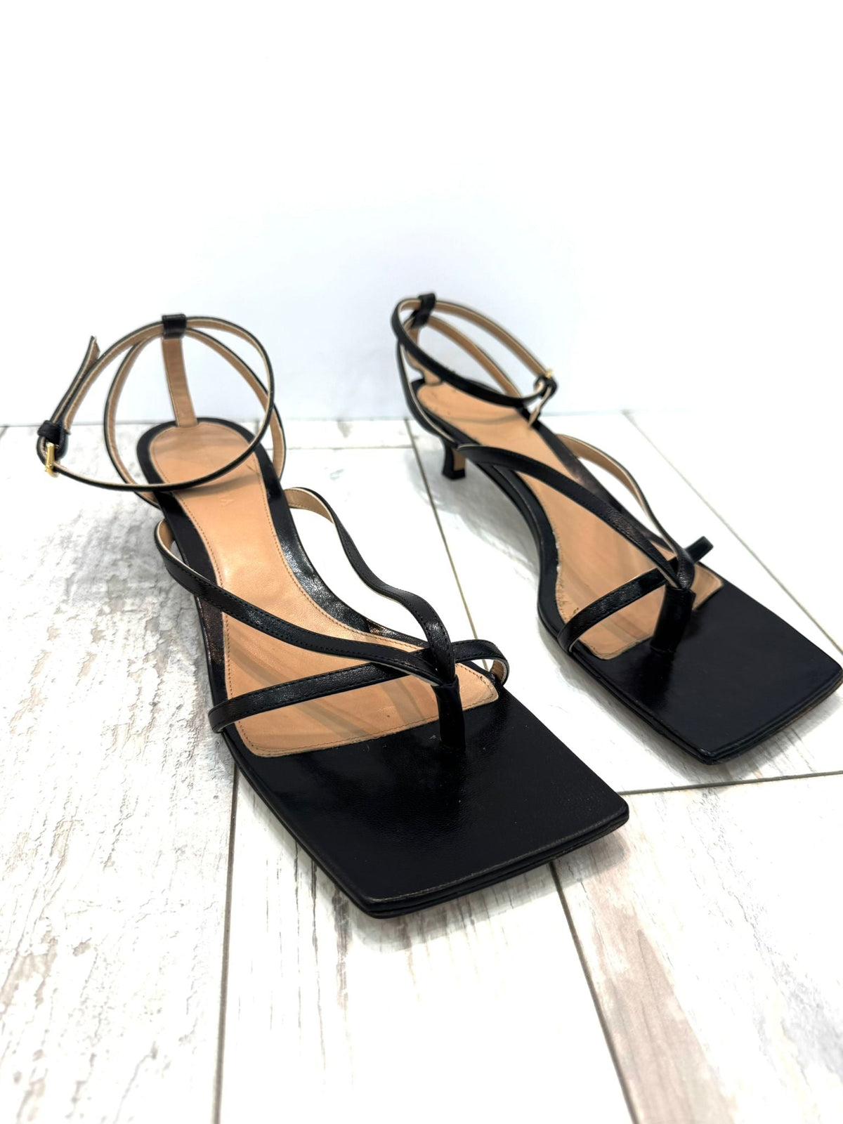 BOTTEGA VENETA MID HEEL STRETCH STRAP SANDAL