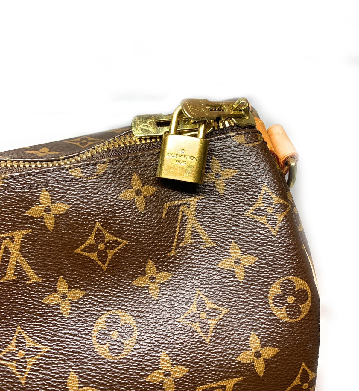 Louis Vuitton Monogram Canvas Keepall Bandouliere 50 Luggage Bag
