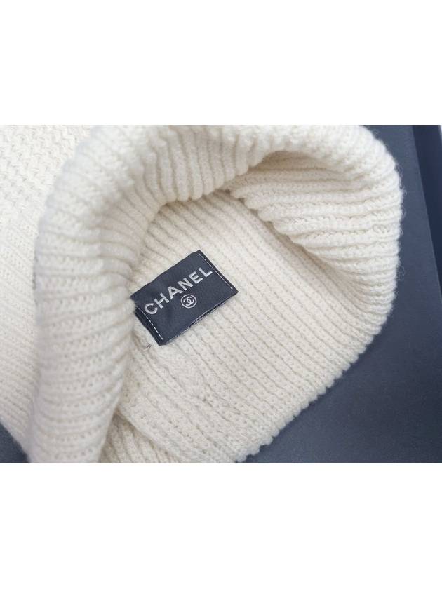 Logo Cashmere Beanie White Chanel