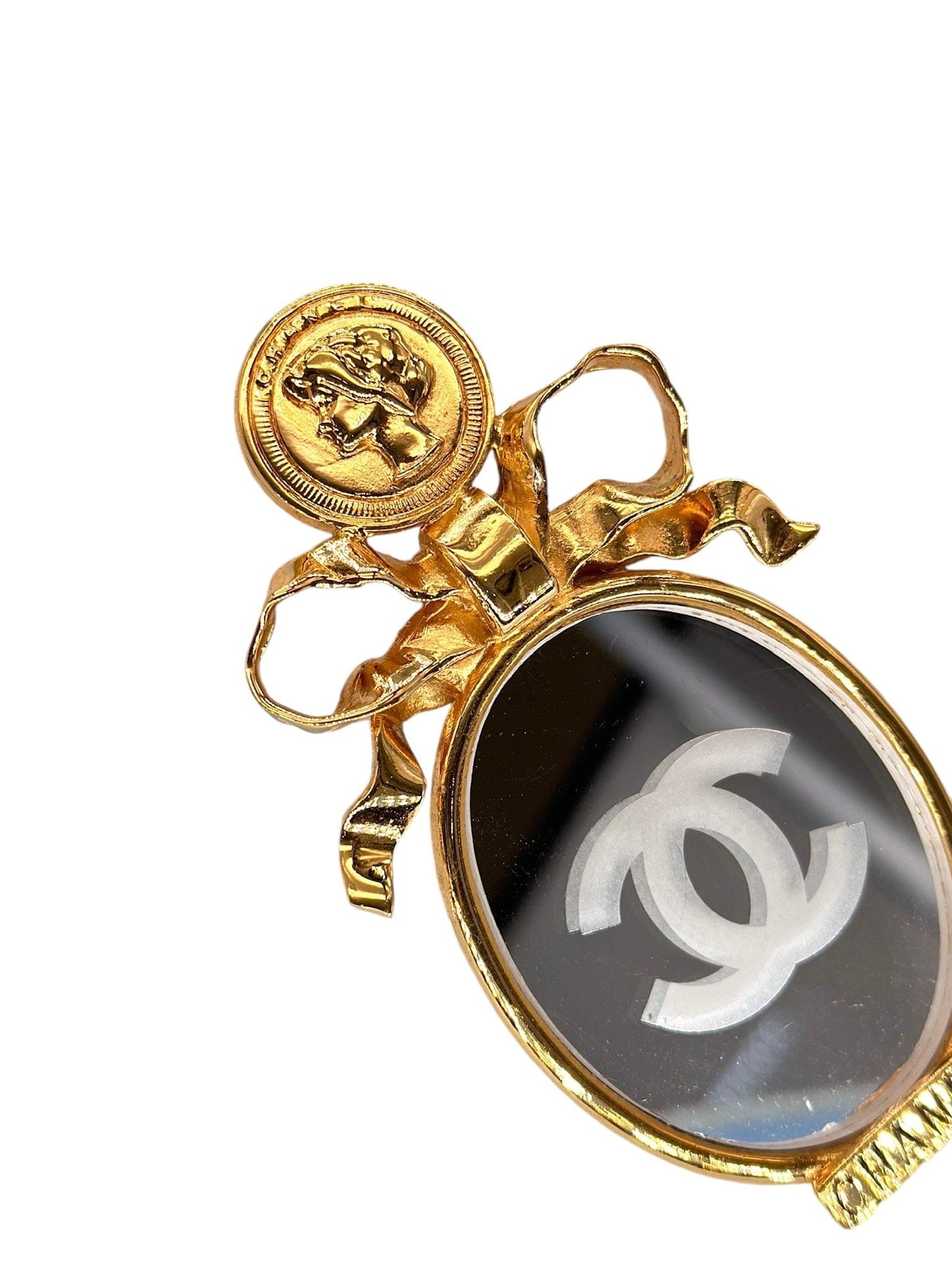 Chanel CC Vintage Brooch