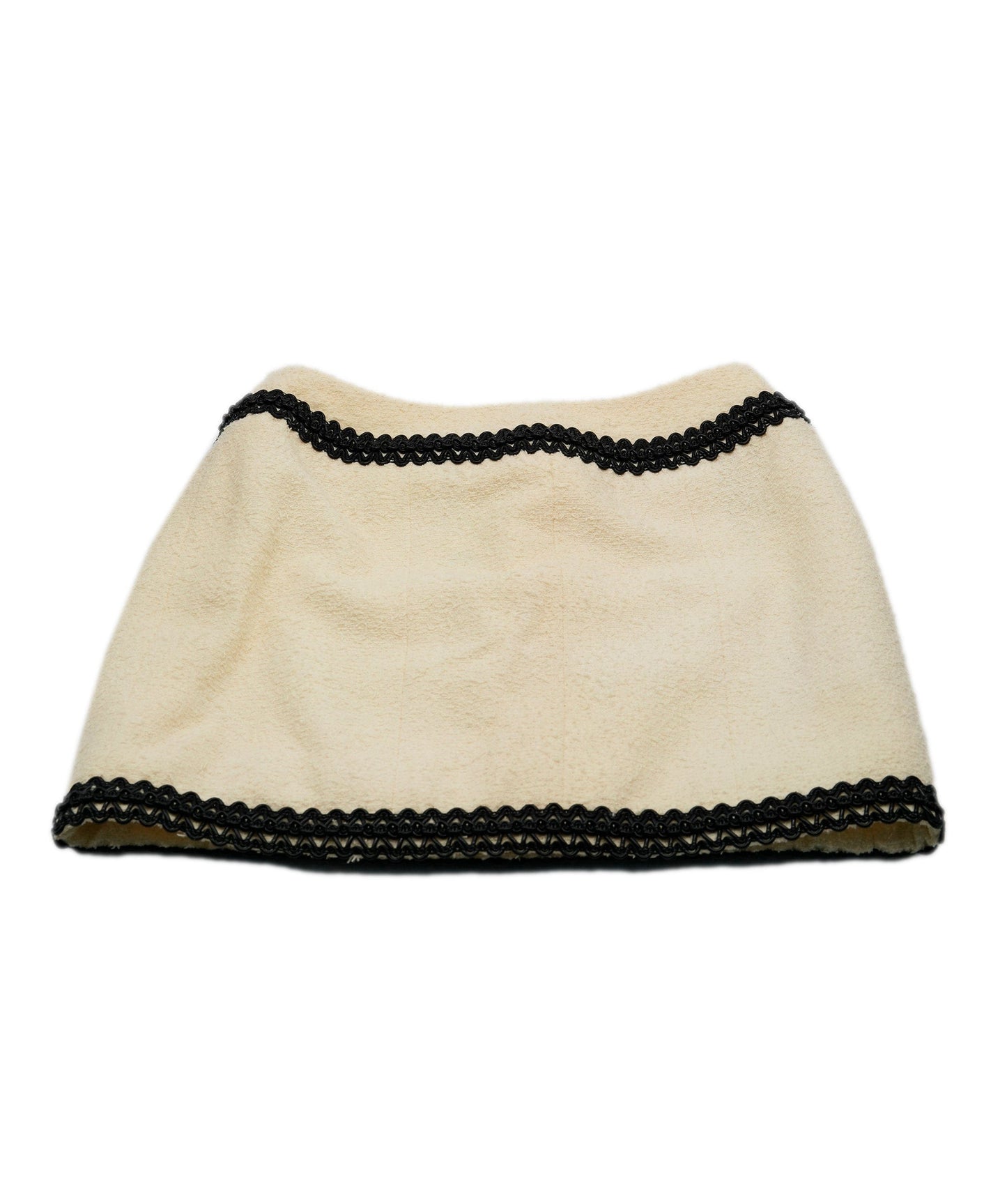 Chanel Cream Suit Set 38 ASL5010