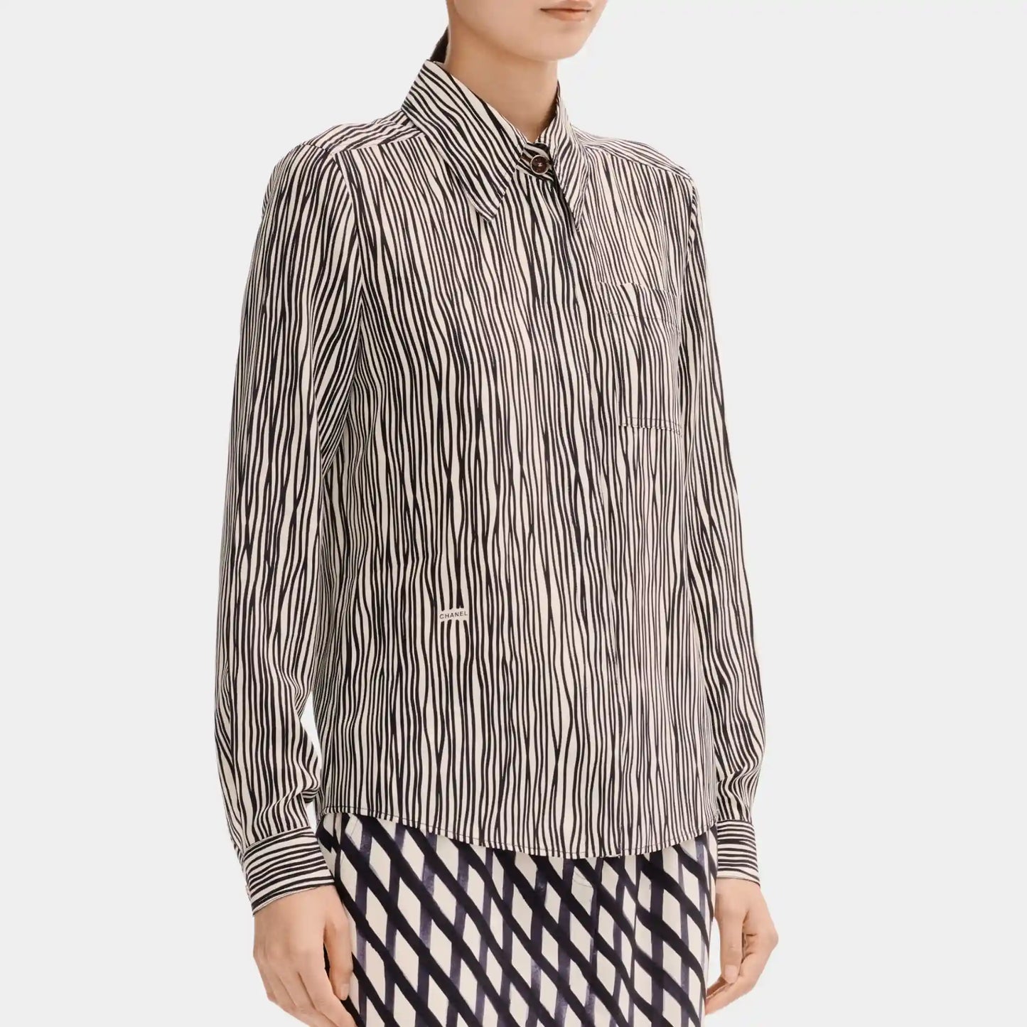 Chanel Long Sleeved Shirt in White and Black Silk Crepe, Front
