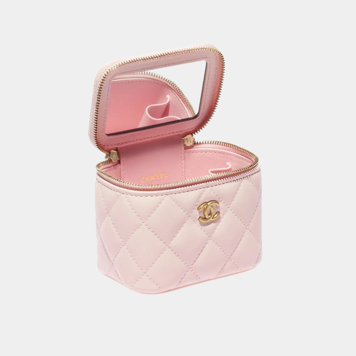 Small Vanity with Chain in Shiny Lambskin