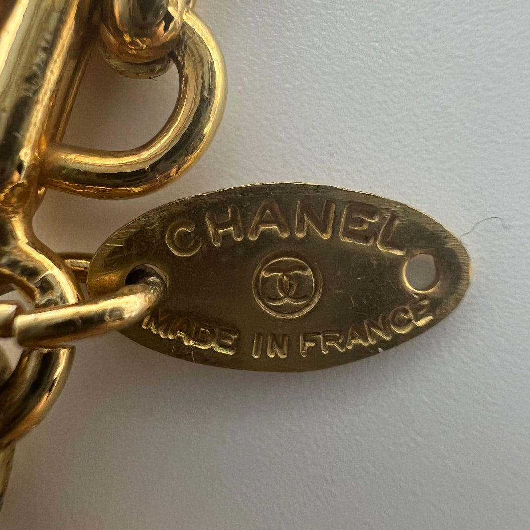 31 Rue Cambon Gold Medallion Keyring