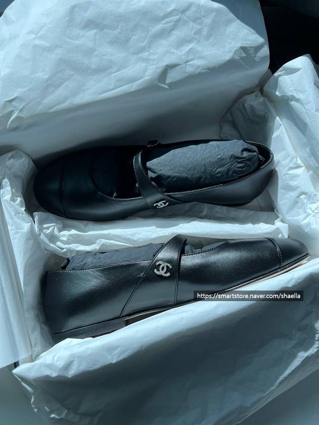 Mary Jane Lambskin Ballerina Flat Black Chanel