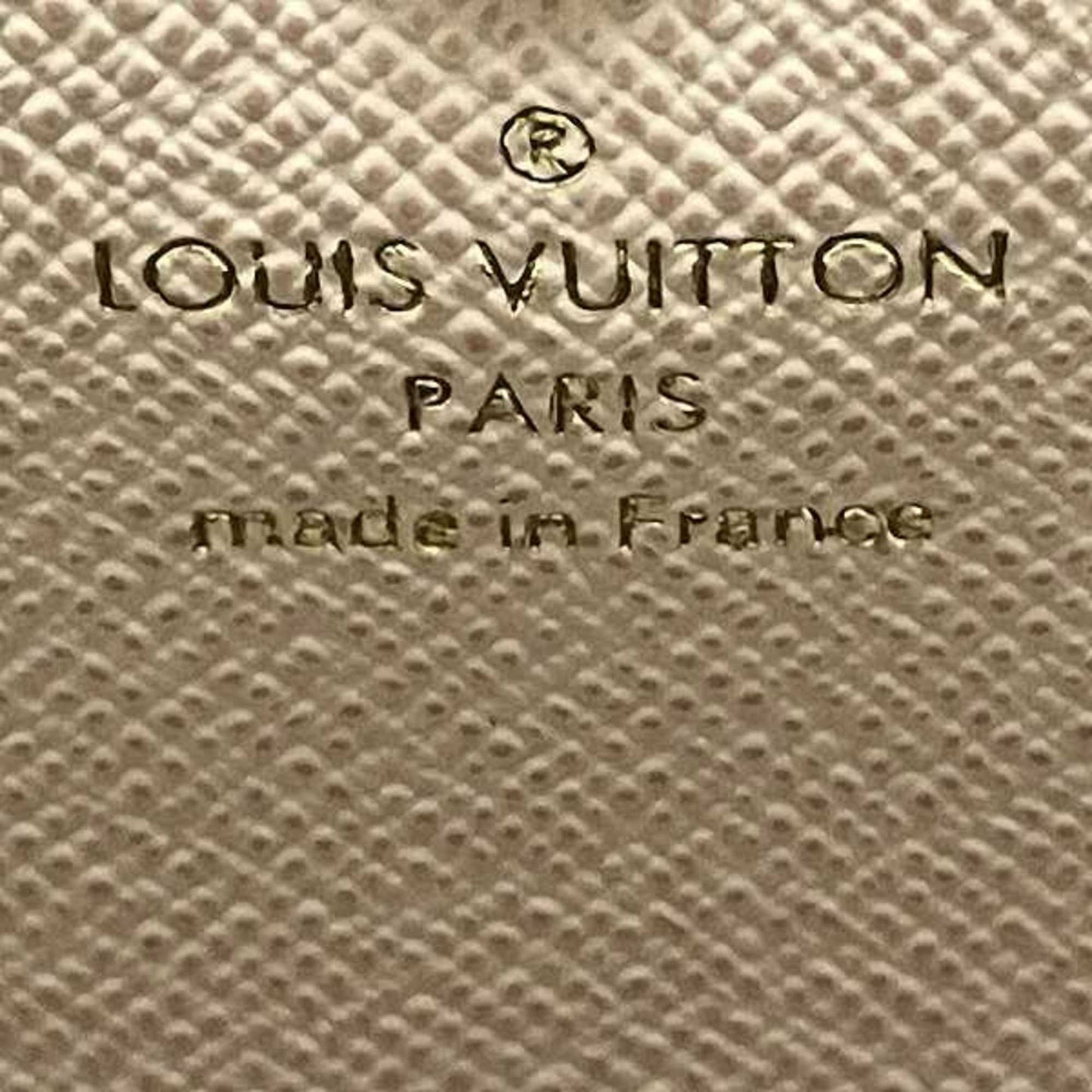 Louis Vuitton Monogram Monogram Long Wallet (Bi-Fold)