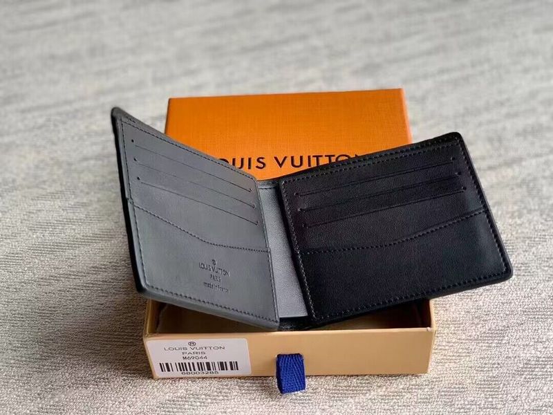 Franco Shops - Louis Vuittons - 15760