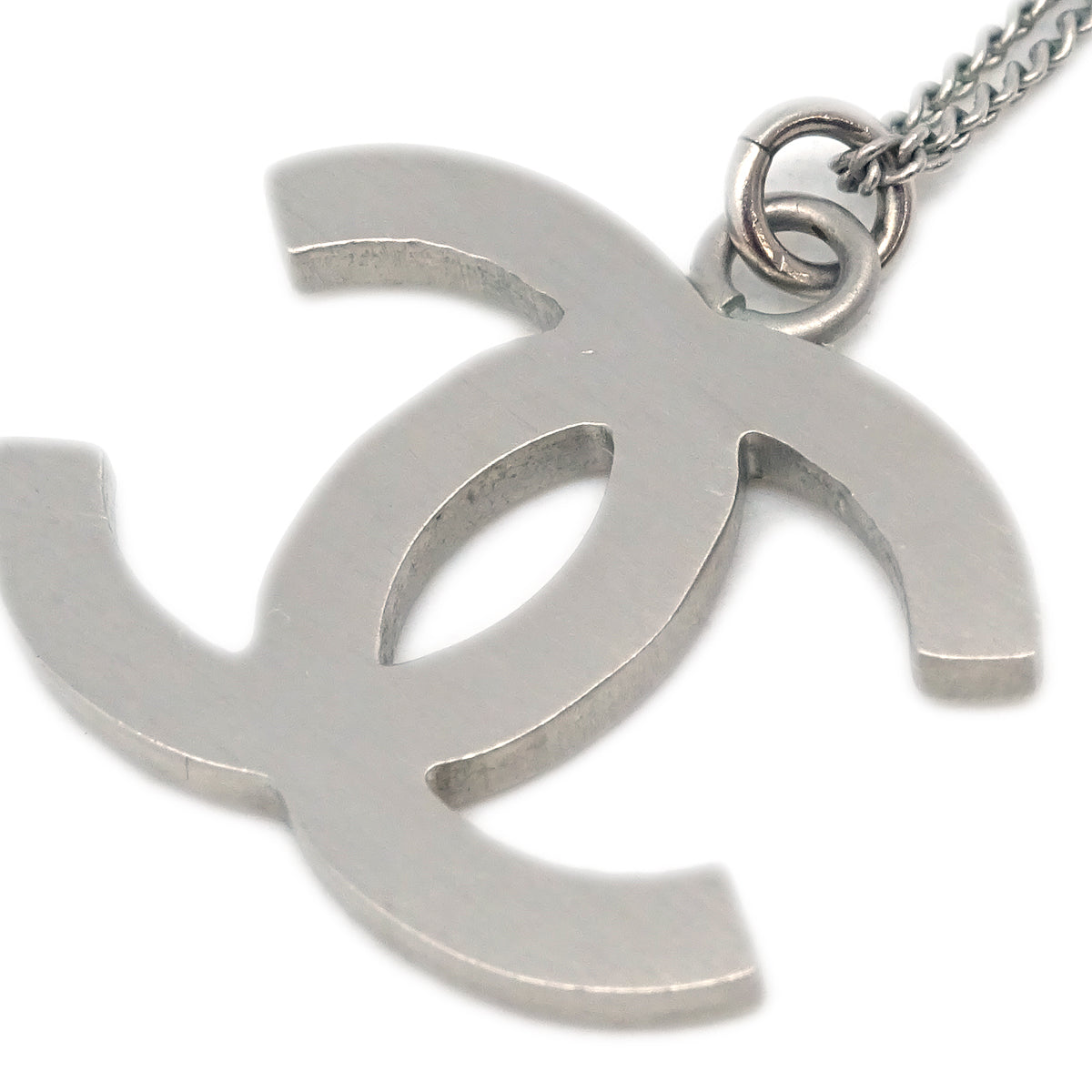 Chanel Silver Chain Necklace Pendant B12A