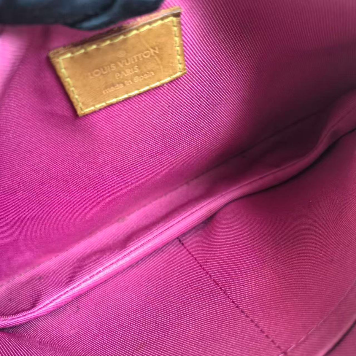 LOUIS VUITTON<br> Lorette Shoulder Bag