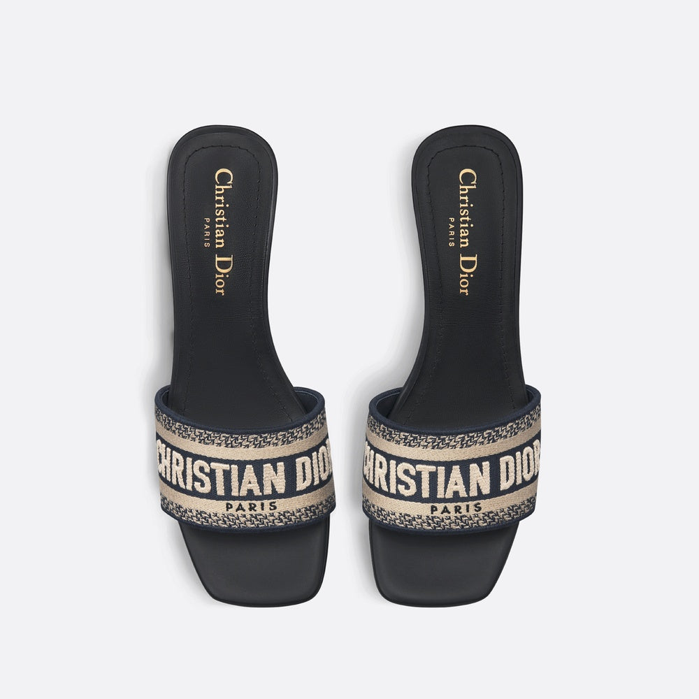Dway Heeled Slide