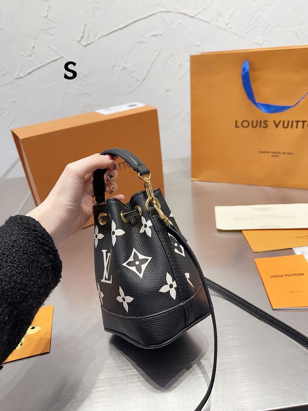 Franco Shops - Louis Vuittons - 15135
