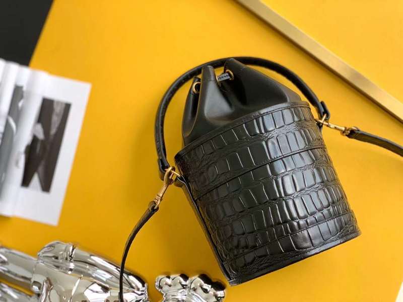 Yves Saint Laurent - Bags 125