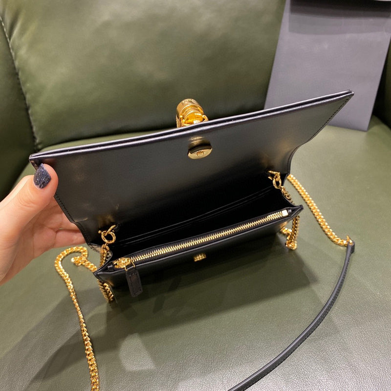 Yves Saint Laurent - Bags