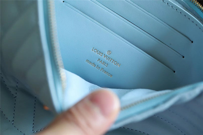 Franco Shops - Louis Vuittons - 9237