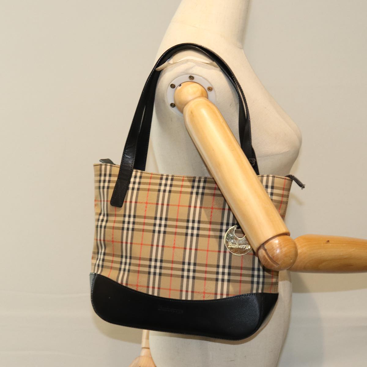 BURBERRYSs Nova Check Tote Bag Canvas Beige Black Auth ep4184