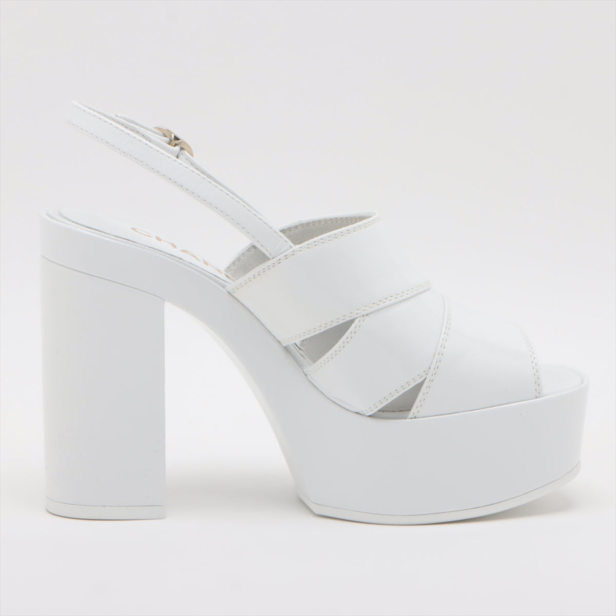 Chanel Coco 23AW Patent Leather Sandal 35C White G45016 Crample