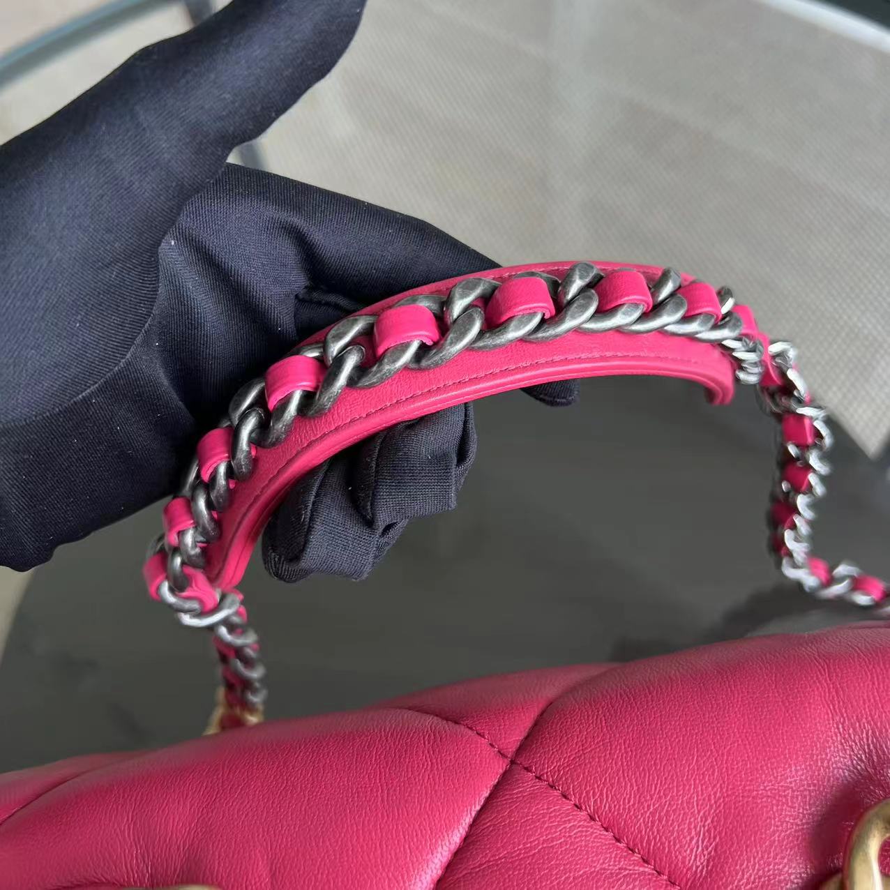 *Full Set, Receipt* 19bag C19 Goatskin Quilted Small Hot Pink Two-tone Hardware Series 29
