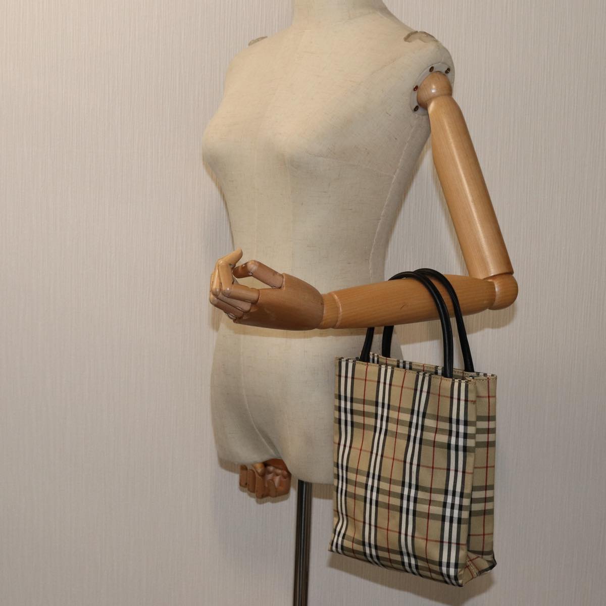 Burberry Nova Check Hand Bag Canvas Beige Black Auth hk1265