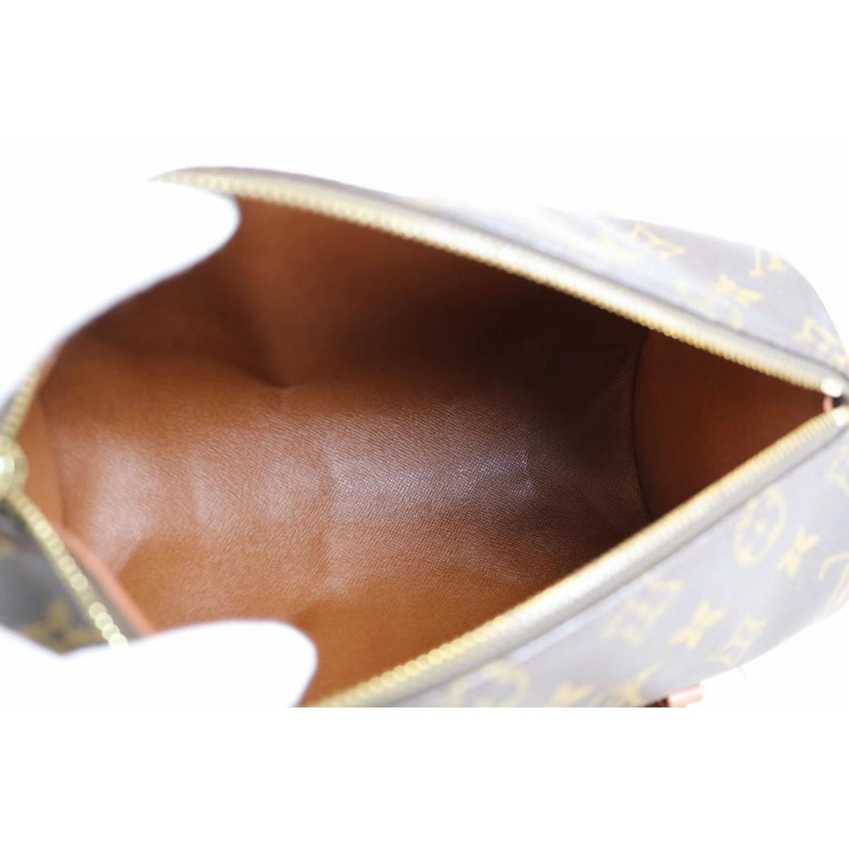 Rank A | LV Monogram Papillon 26 Handbag |022602