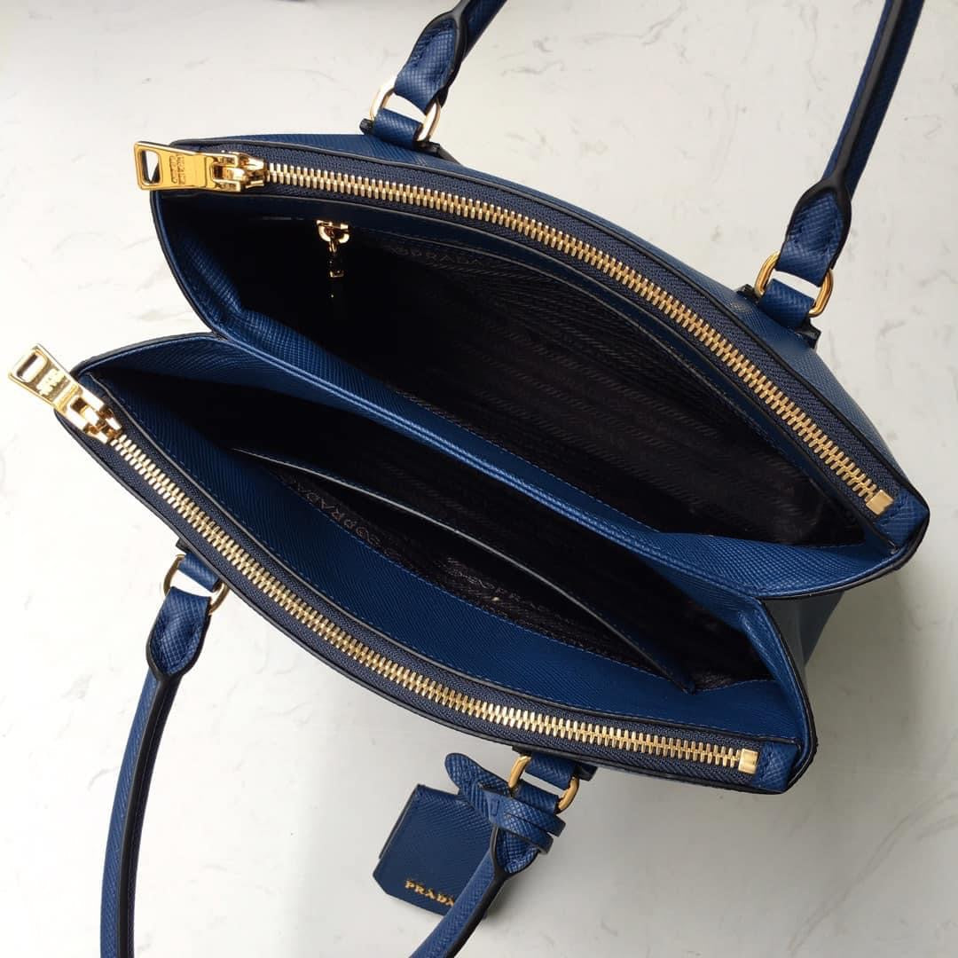 Prada Galleria Saffiano leather Medium Bag
