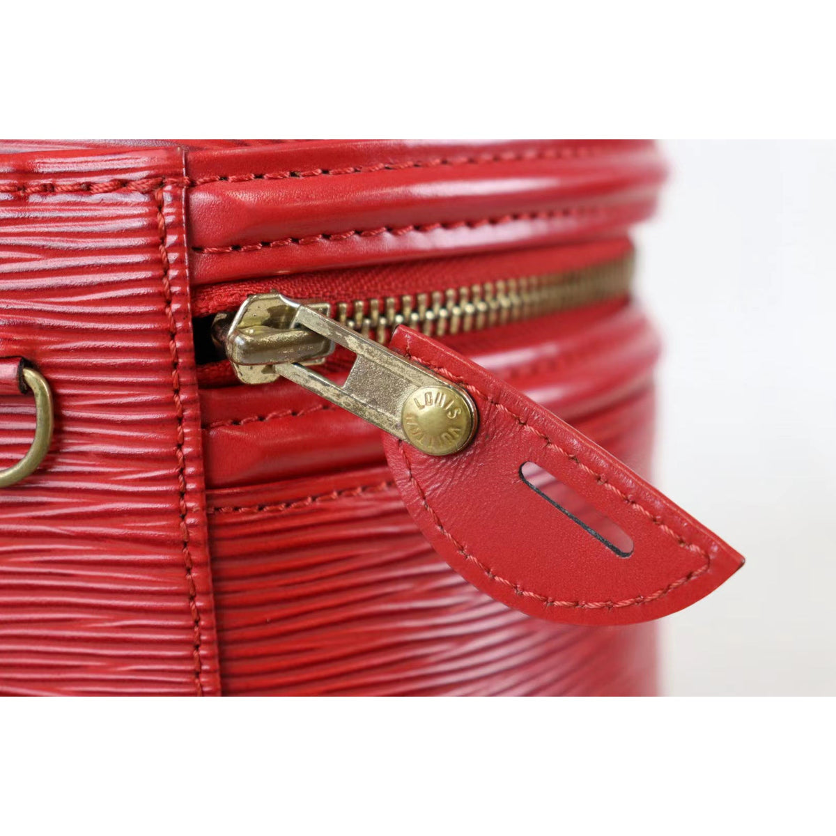 Rank A | LV Epi Handbag |082204