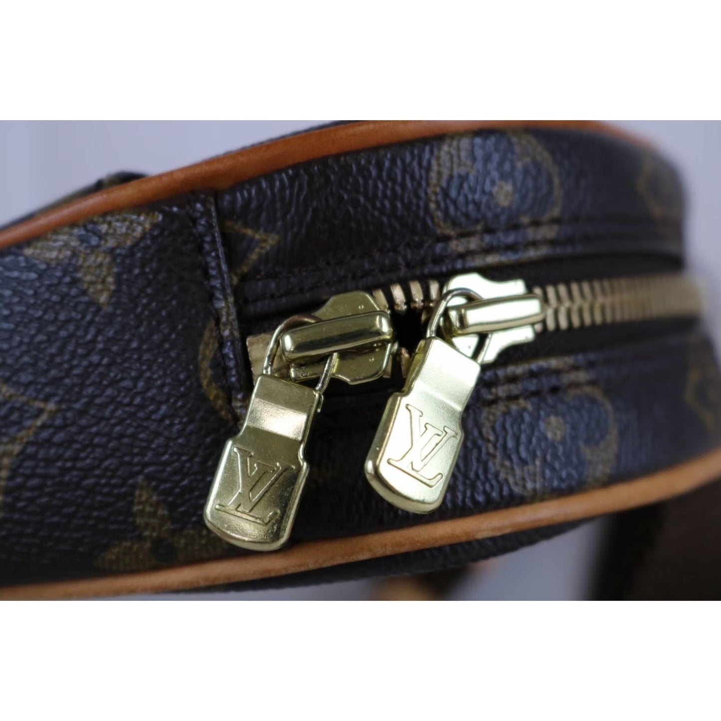 Rank AB | LV Monogram Pochette Ganju Shoulder Bag Body Bag |060202