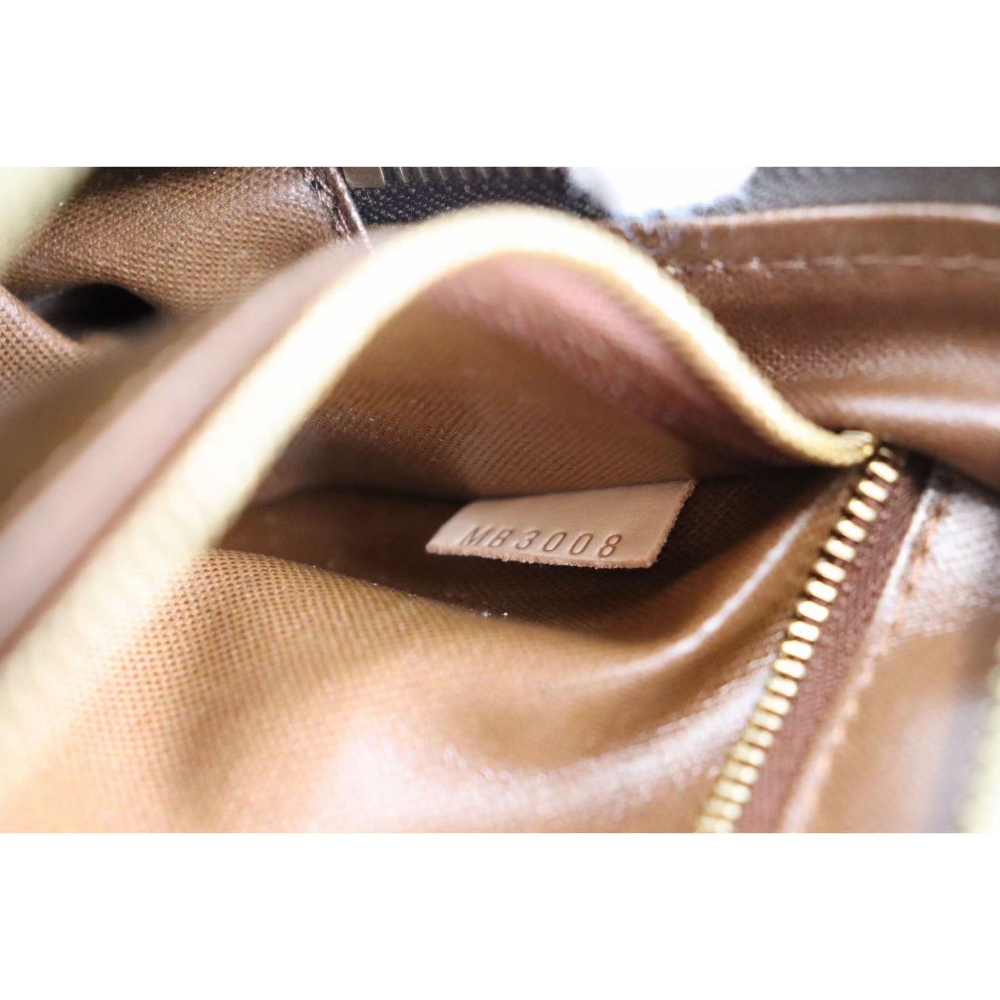 Rank SA |LV Monogram Cosmetic Pouch Truth Toilet 25 |072412