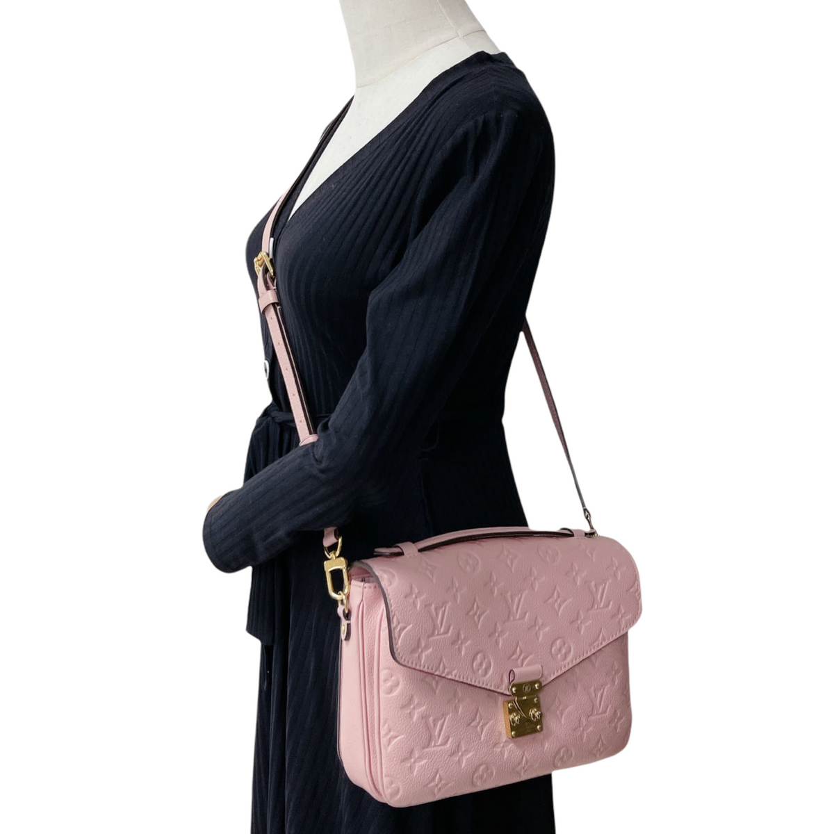 Louis-Vuitton Pochette Metis Empreinte Pink GHW