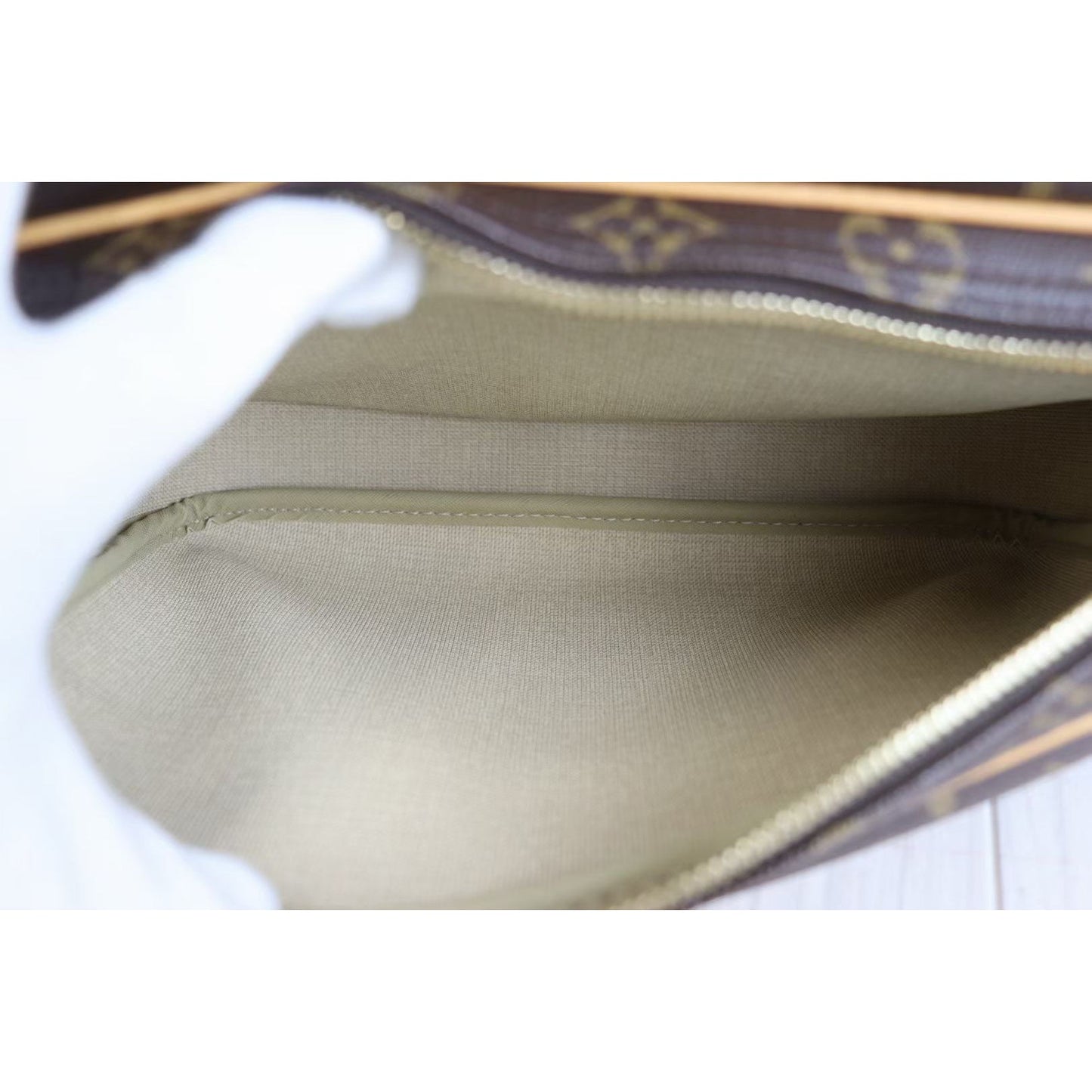 Rank A | LV Monogram Reporter PM Shoulder Bag |082808