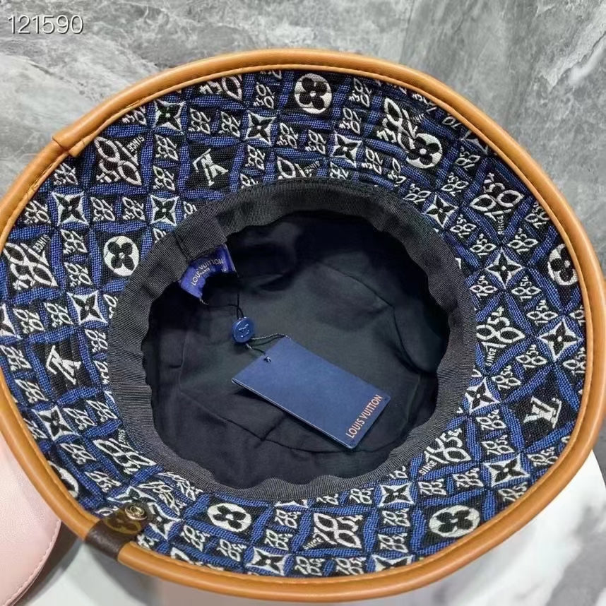 Louis vuitton caps or bucket hat