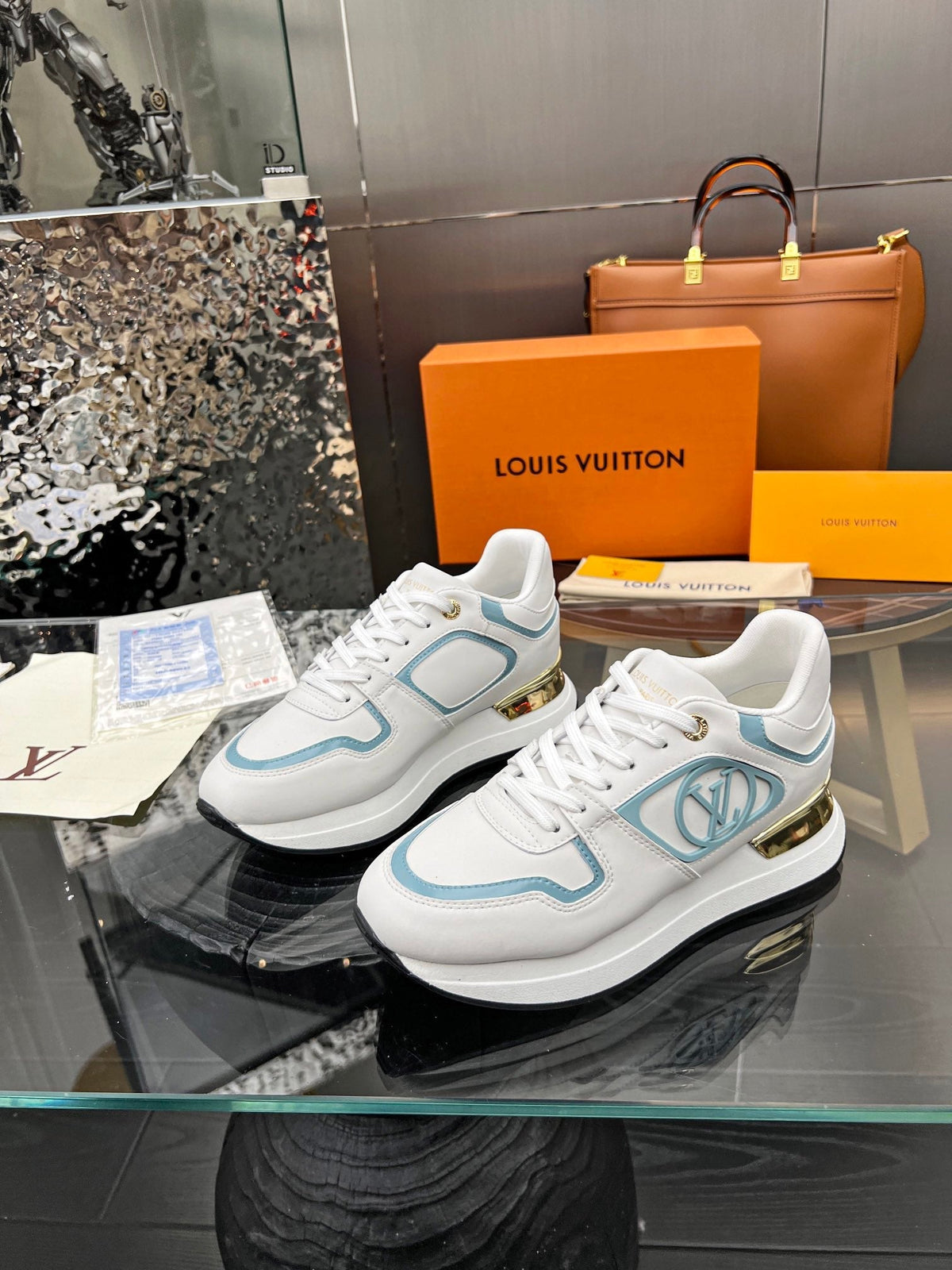 Louis Vuitton Sneakers