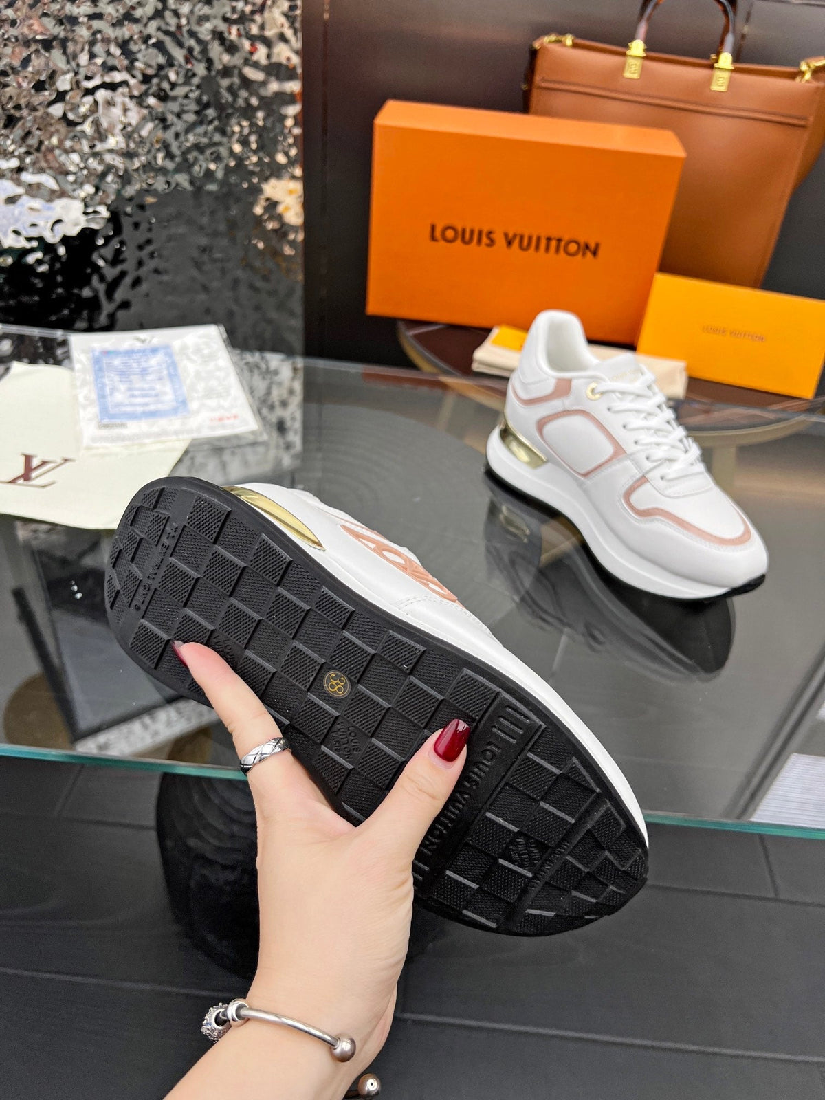 Louis Vuitton Sneakers
