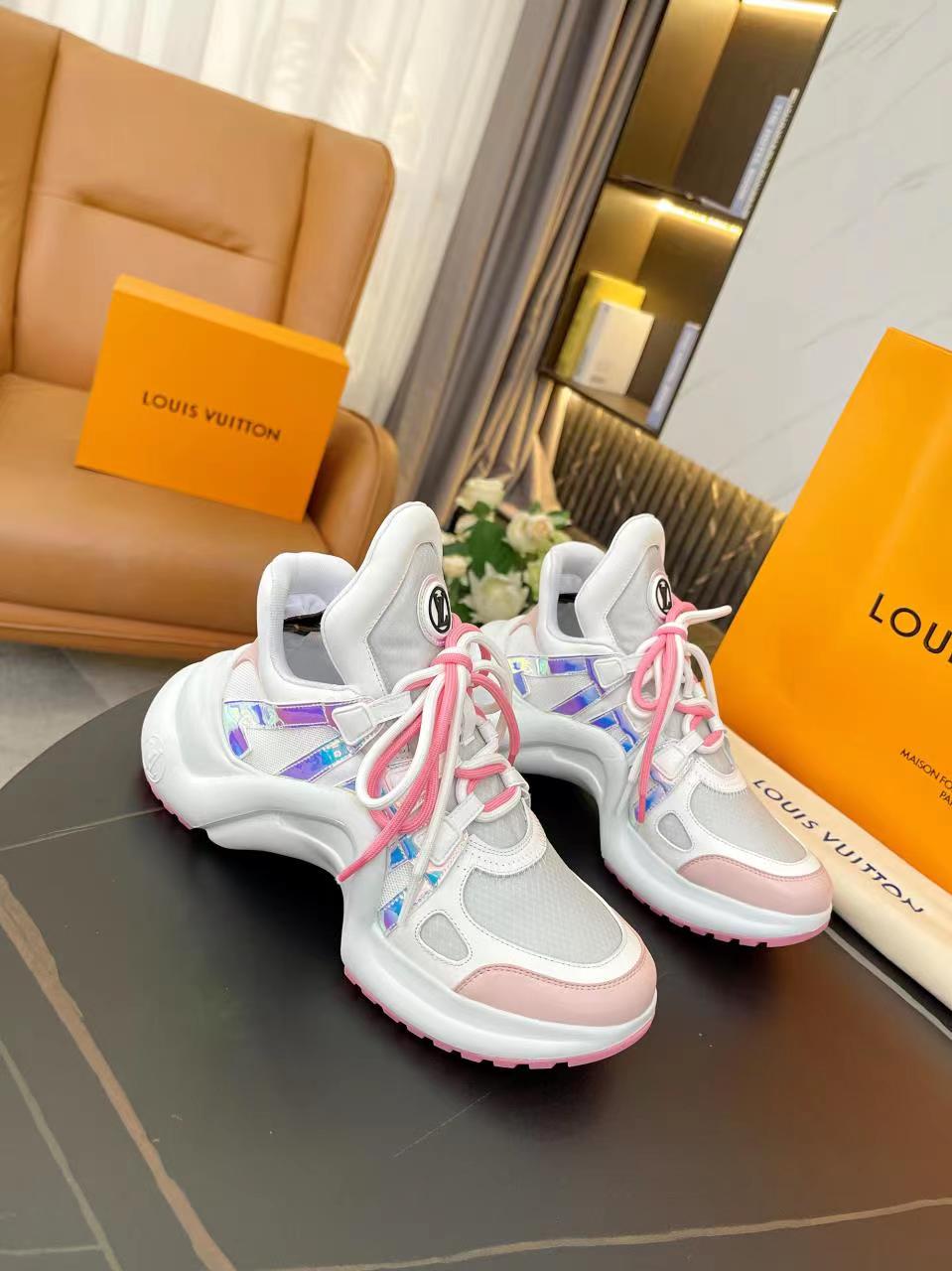 Louis Vuitton Sneakers