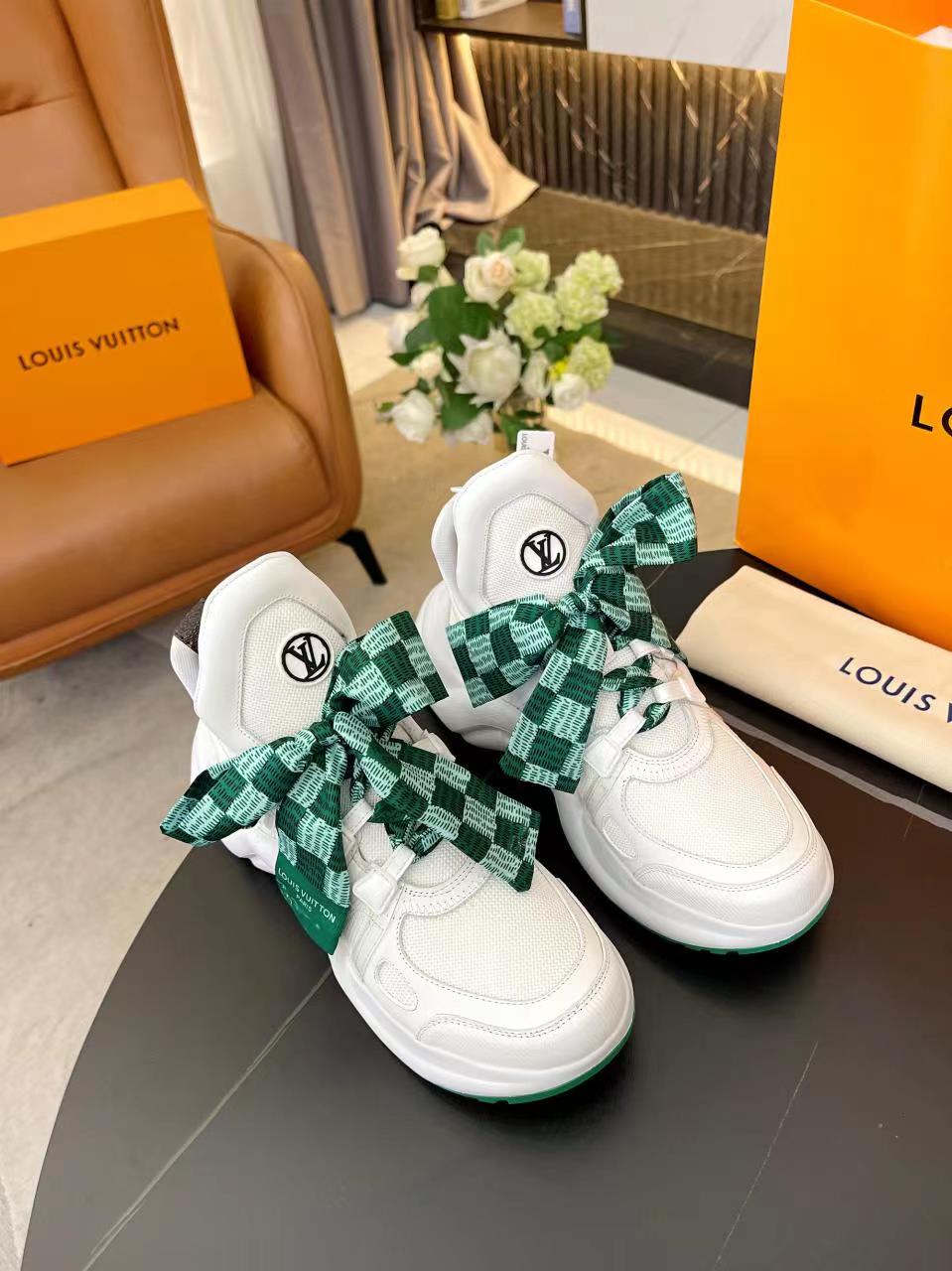 Louis Vuitton Sneakers